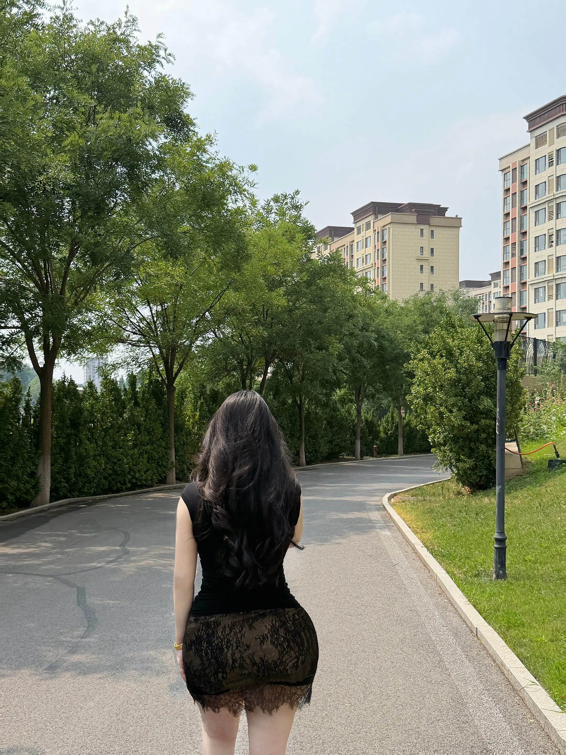 我始终相信 所走之路 所遇之人 所留遗憾 都是我应该经历的 山水一程 各有天命