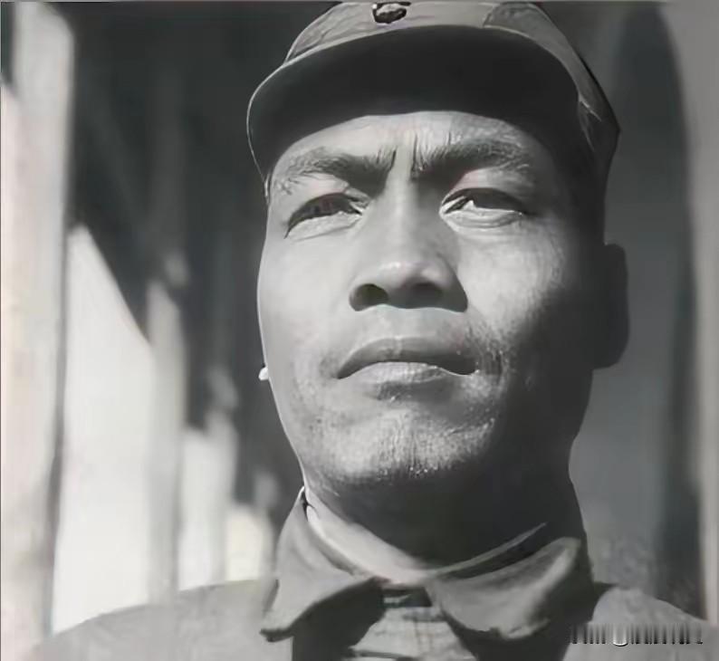 1938年，日军屠杀近200名无枪新兵后撤退，八路军团长黄新廷违令越级要战：输了