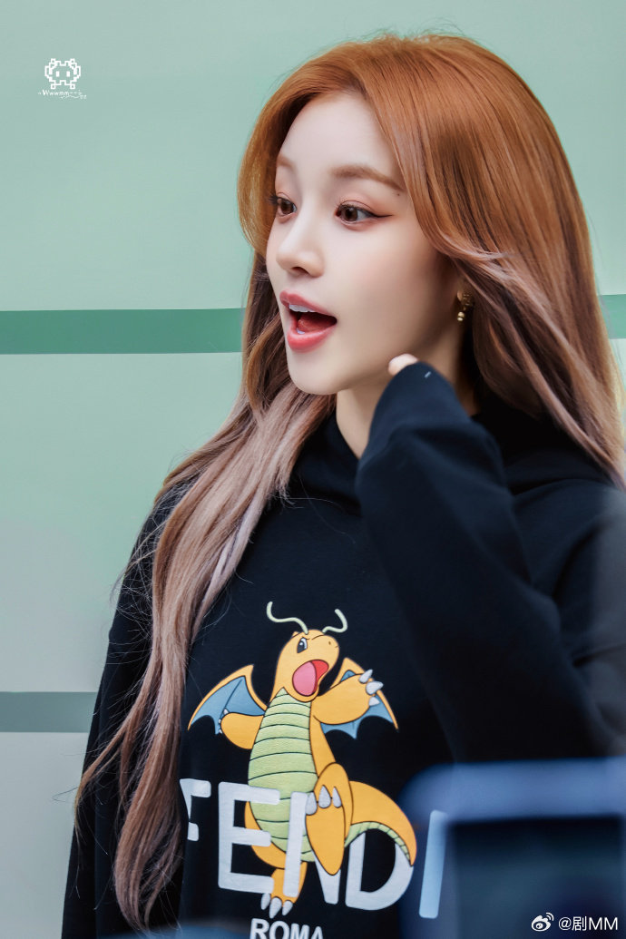 王安宇站姐拍了宋雨琦王安宇站姐发宋雨琦了愚人节站姐团建的快乐，王安宇站姐拍了宋雨