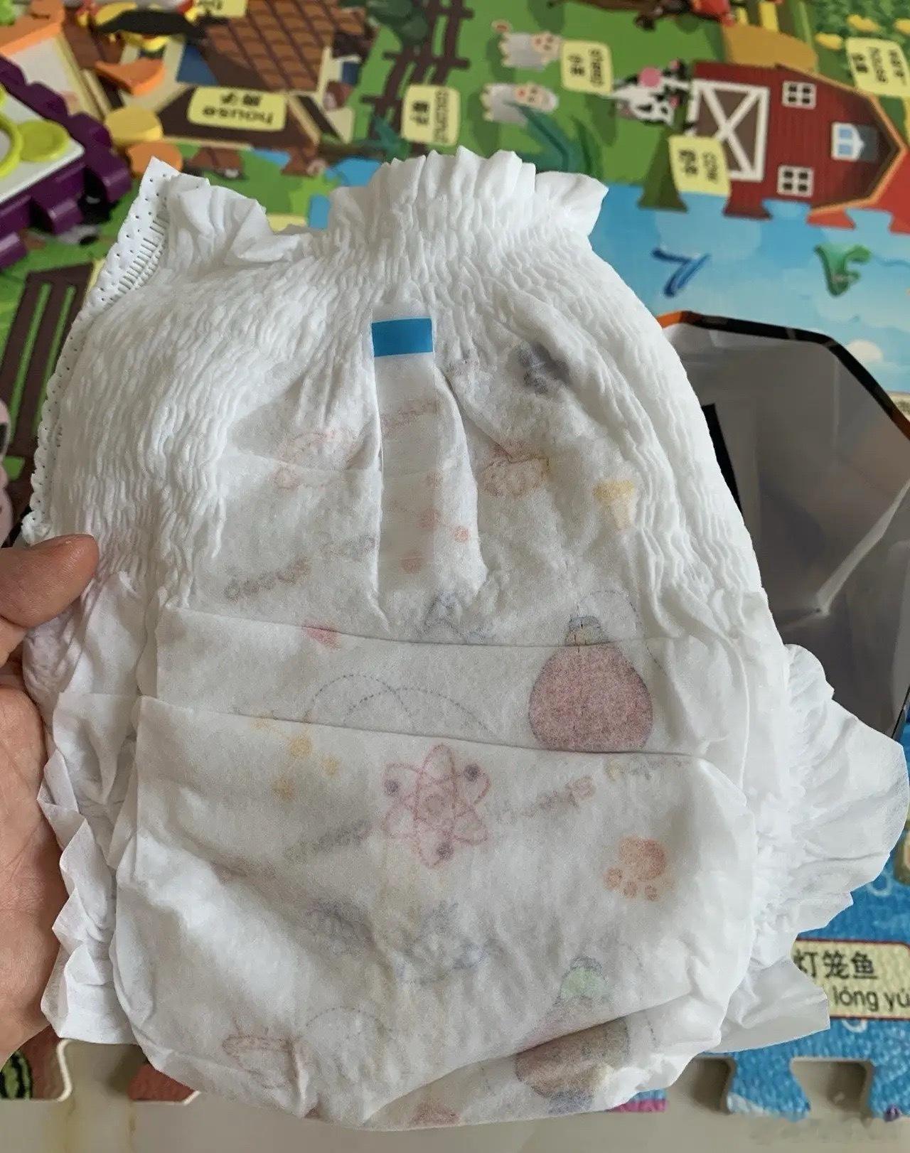 纸尿裤 有毒刚才看到新闻，说一批纸尿裤抽检不合格，有的品牌已经下架，心里咯噔一下