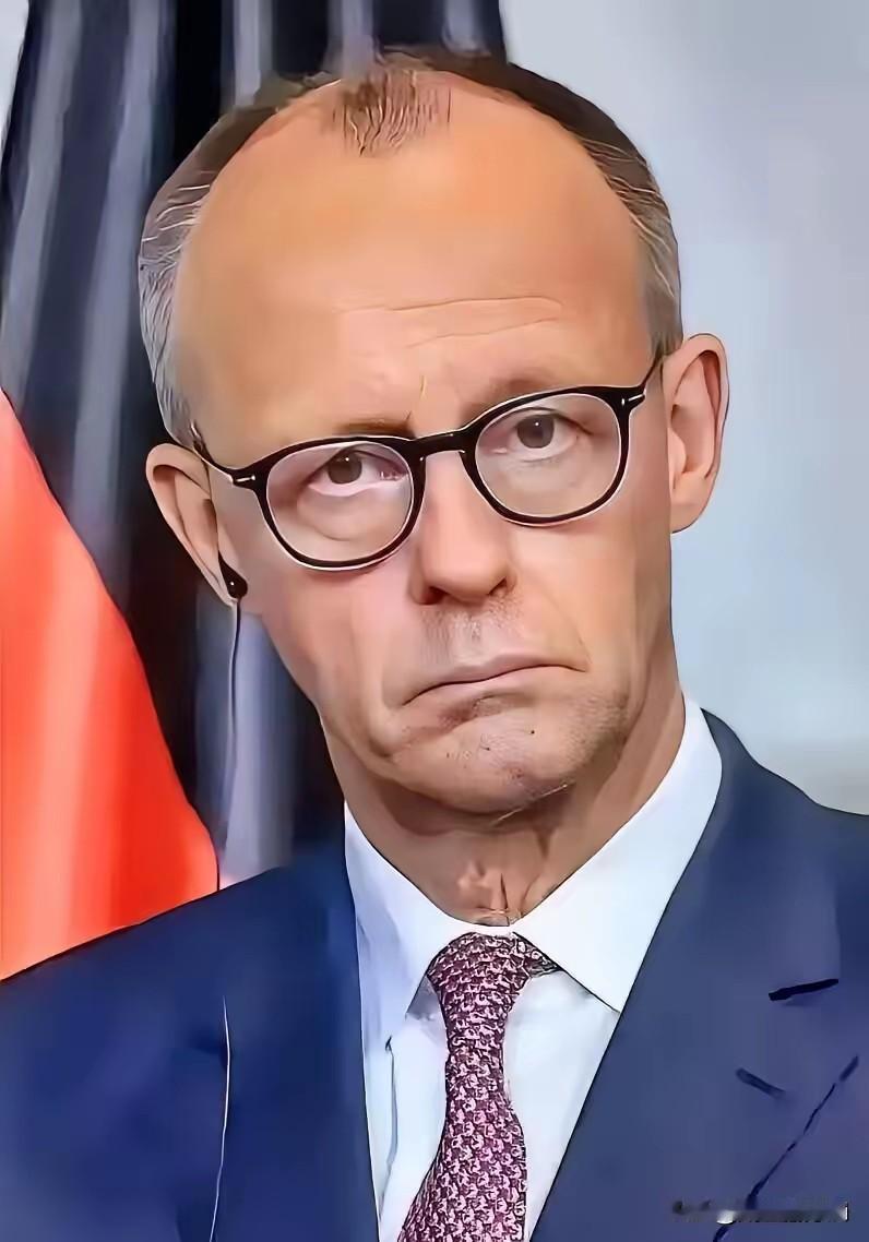 默茨突然改口了说美国现在并且未来都将是德国最重要的伙伴，默茨这是没苦硬吃，逞口舌