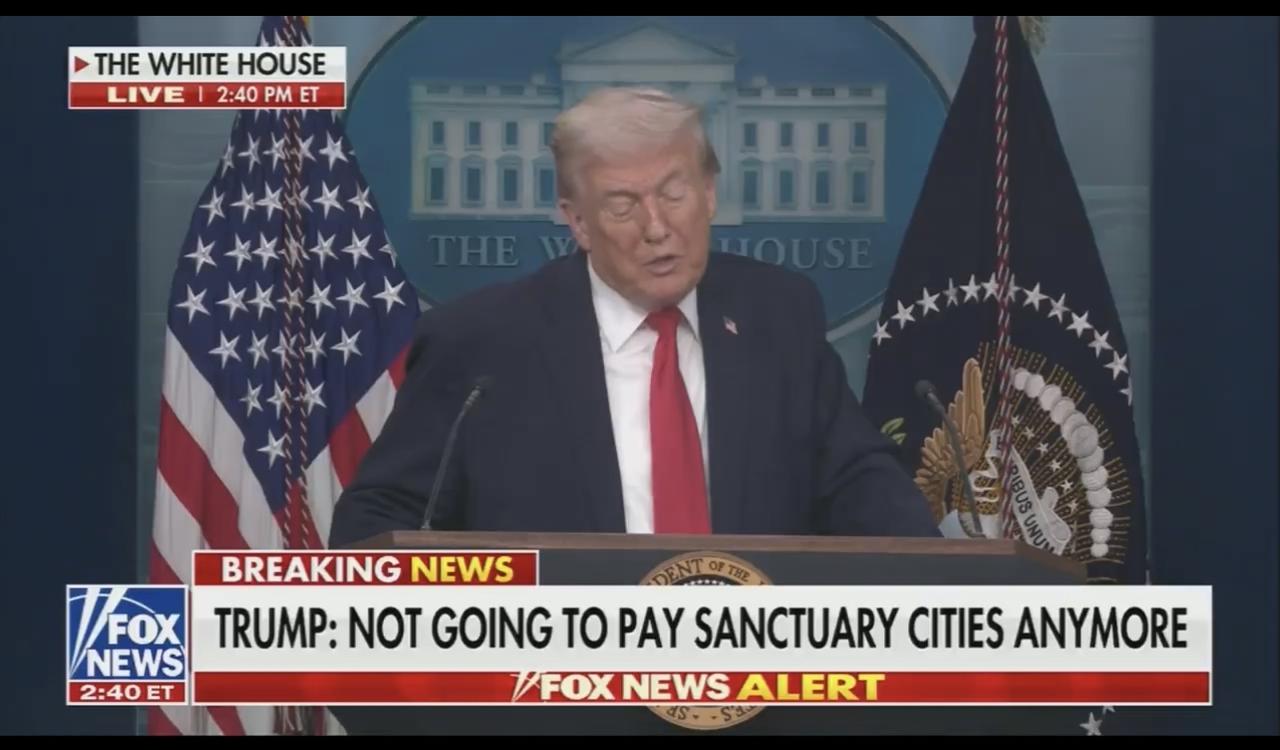 特朗普总统：“我签署了一项行政命令，恢复精神病院和疯人院。我们不得不恢复它们。虽