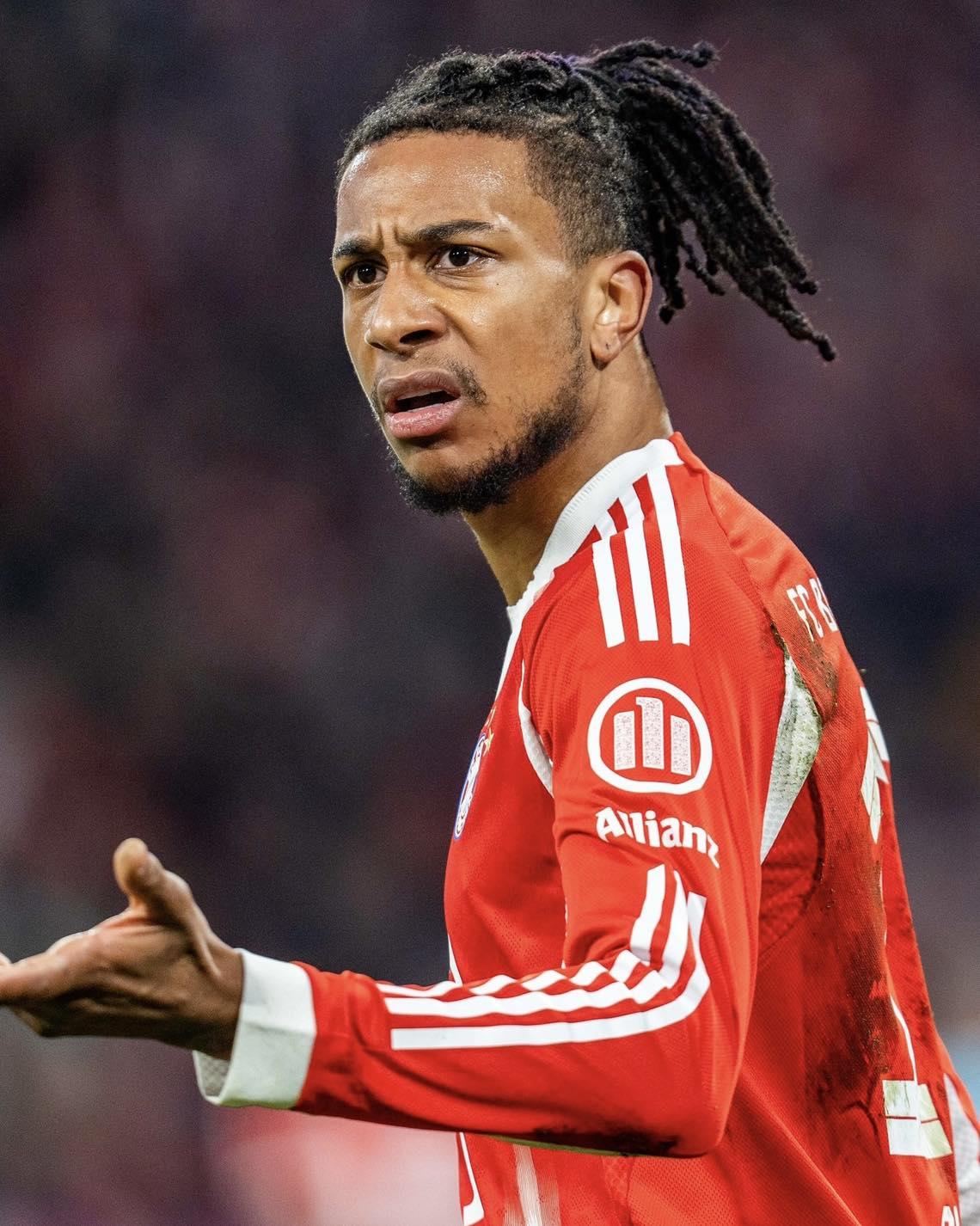 这小子心眼真多，当然也很可能是俱乐部的安排！

迈克尔·奥利塞可能因昨晚故意领到