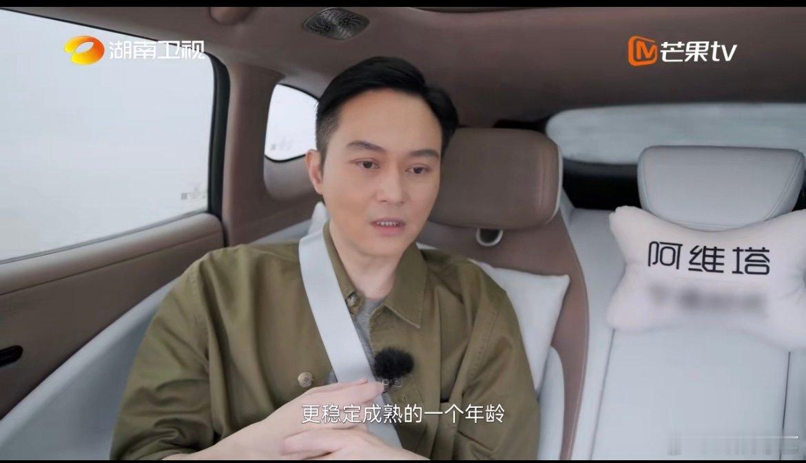 张智霖袁咏仪为儿子实习争吵 明星爸妈也有育儿烦恼，袁咏仪怕孩子走弯路，张智霖想让