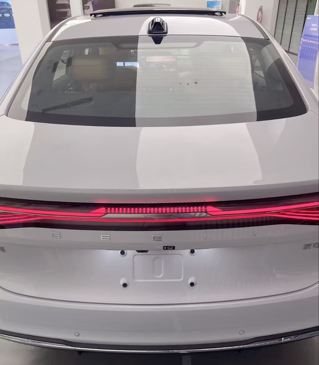 买车容易养车难？这句老话道出了无数车主的心声。对于许多普通家庭而言，购车或许是一