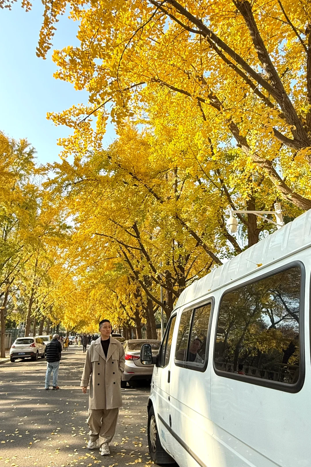 11.6实况，他们的背影让这条街变得更美！