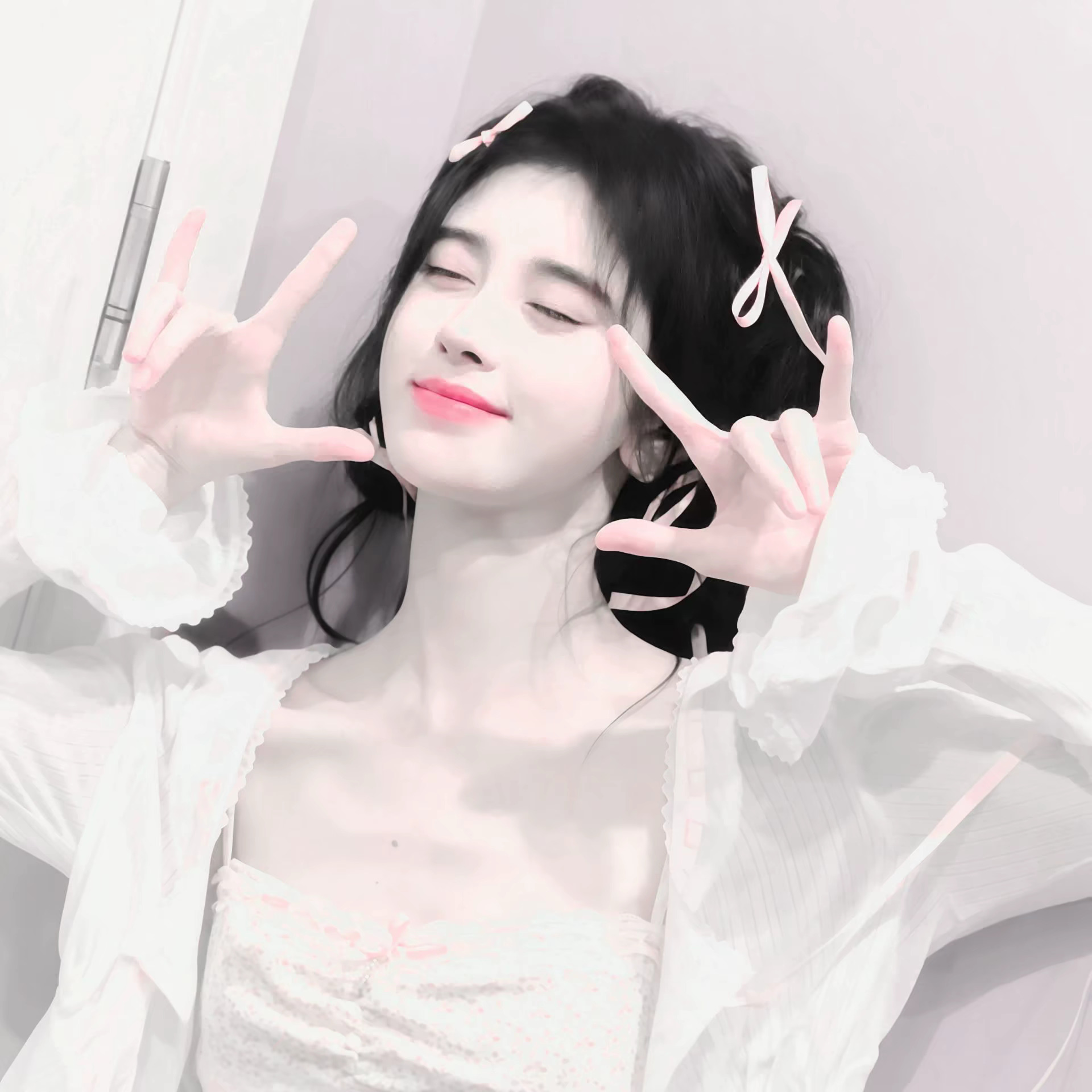 鞠婧祎  jjy鞠婧祎苏绿夏 jjy鞠婧祎万花世界 ✩₊幸福…近在咫尺.*✩