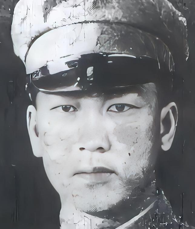 2012年，蒋英在北京逝世，葬礼十分隆重，她的遗体上覆盖着鲜红的党旗，可是，却有