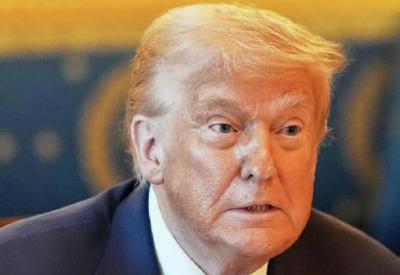 美国总统唐纳德•特朗普在白宫会见了来自加蓬、几内亚比绍、利比里亚、毛里塔尼亚和塞