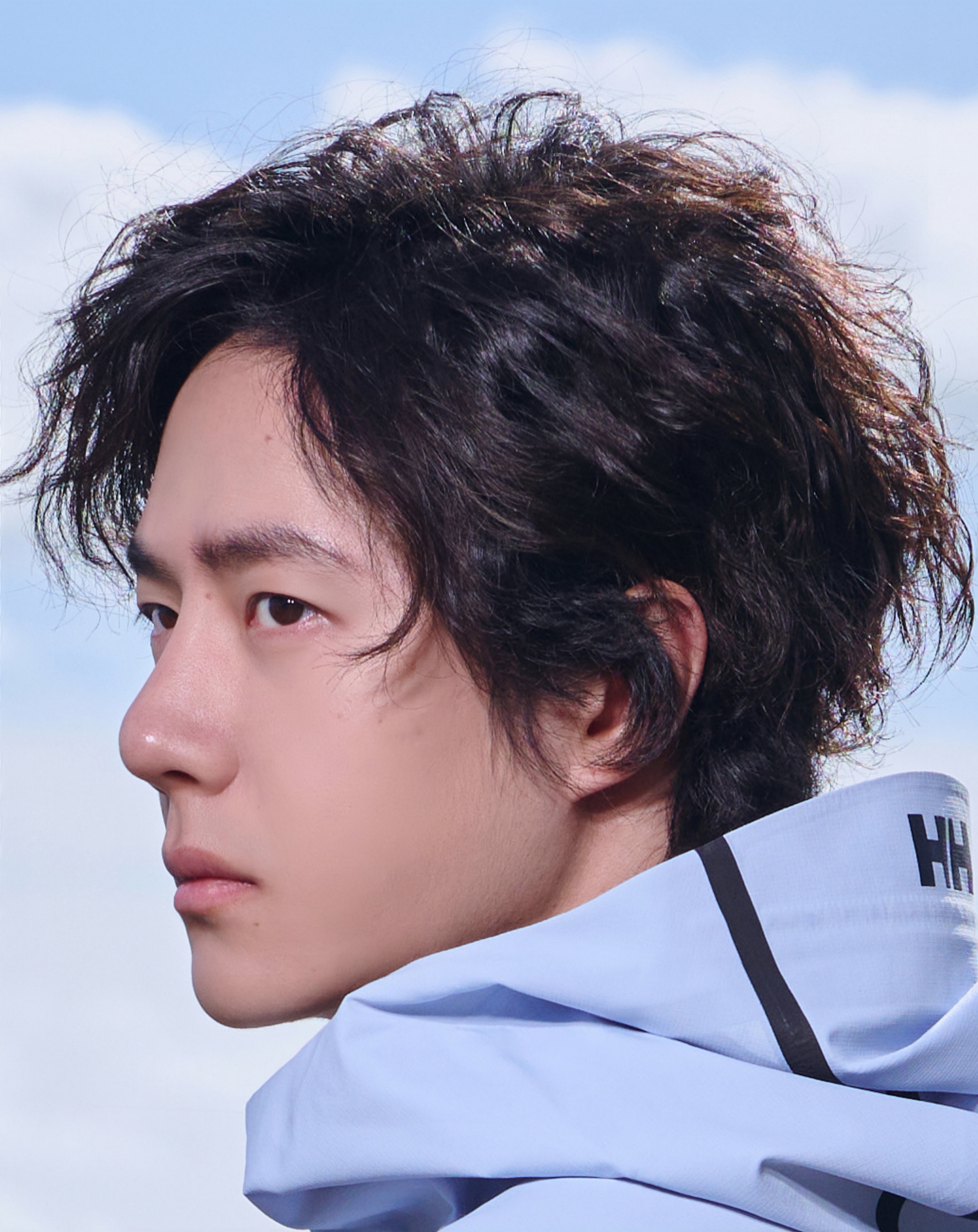 博君一肖 让品牌与自己都完全享受了素颜”状态的超模.王 