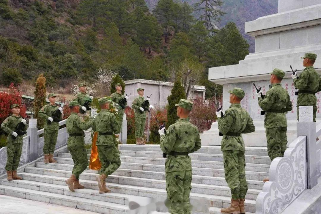 #七七事变86周年#“七七事变”86周年 | 今日，勿忘！山因脊梁而雄国因精神而