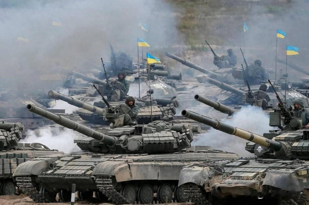 俄罗斯，藏得有多深？很多人还以为，打了三年仗，俄军，已经被“掏空”了。错了！真相