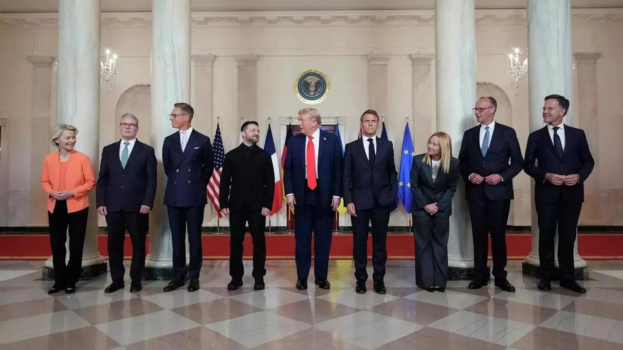 欧洲现在最害怕的，可能就是美国和俄罗斯的地缘上联手作局，这样一转手，美国相当于又