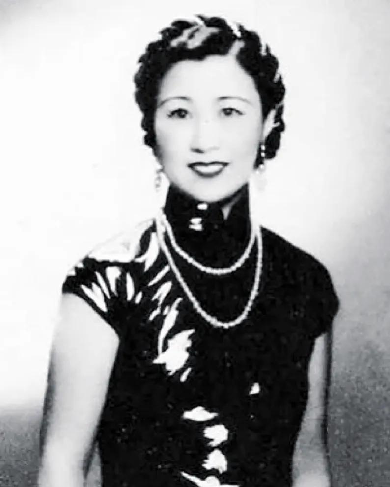 1959年，顾维钧趁妻子黄惠兰睡着，偷偷溜进严幼韵的房间。没承想，黄惠兰尾随其后