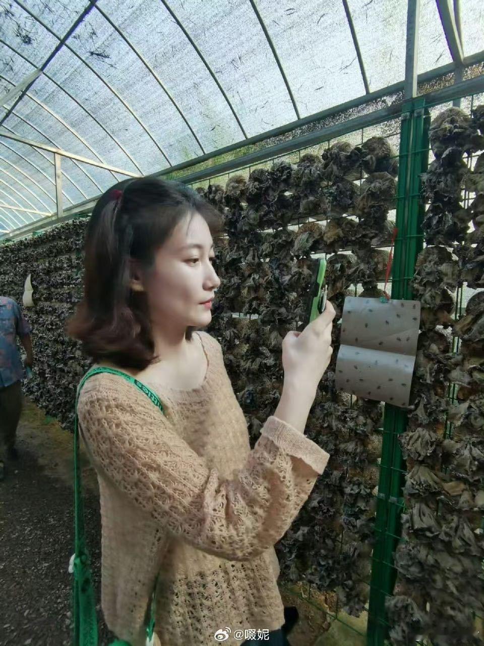 向阳花票房破亿 恭喜啜妮和《向阳花》取得如此骄人的票房成绩！你的表演深入人心，让
