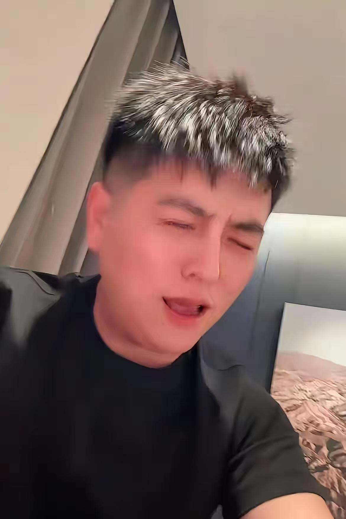 近日这批带货主播很闹腾。倒要看看这伙小丑如何覆舟？三大公司办不的事，这几个小丑能