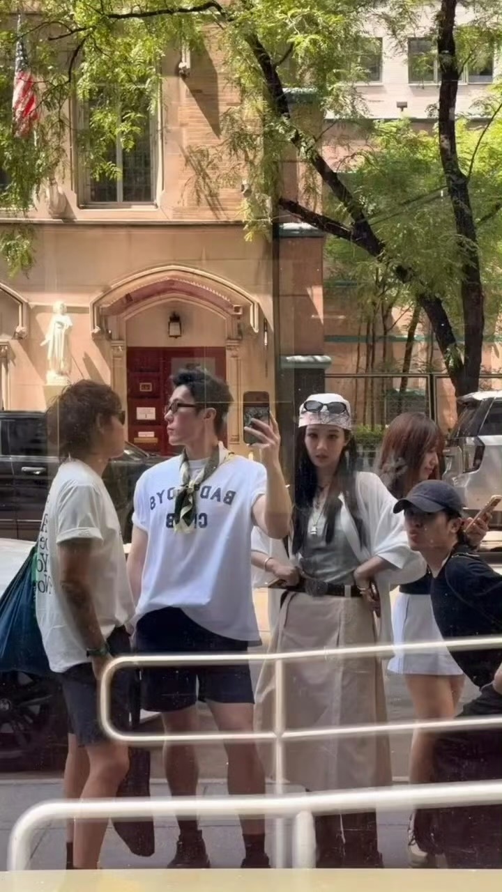 老刘 你比女人还女人……xswl 