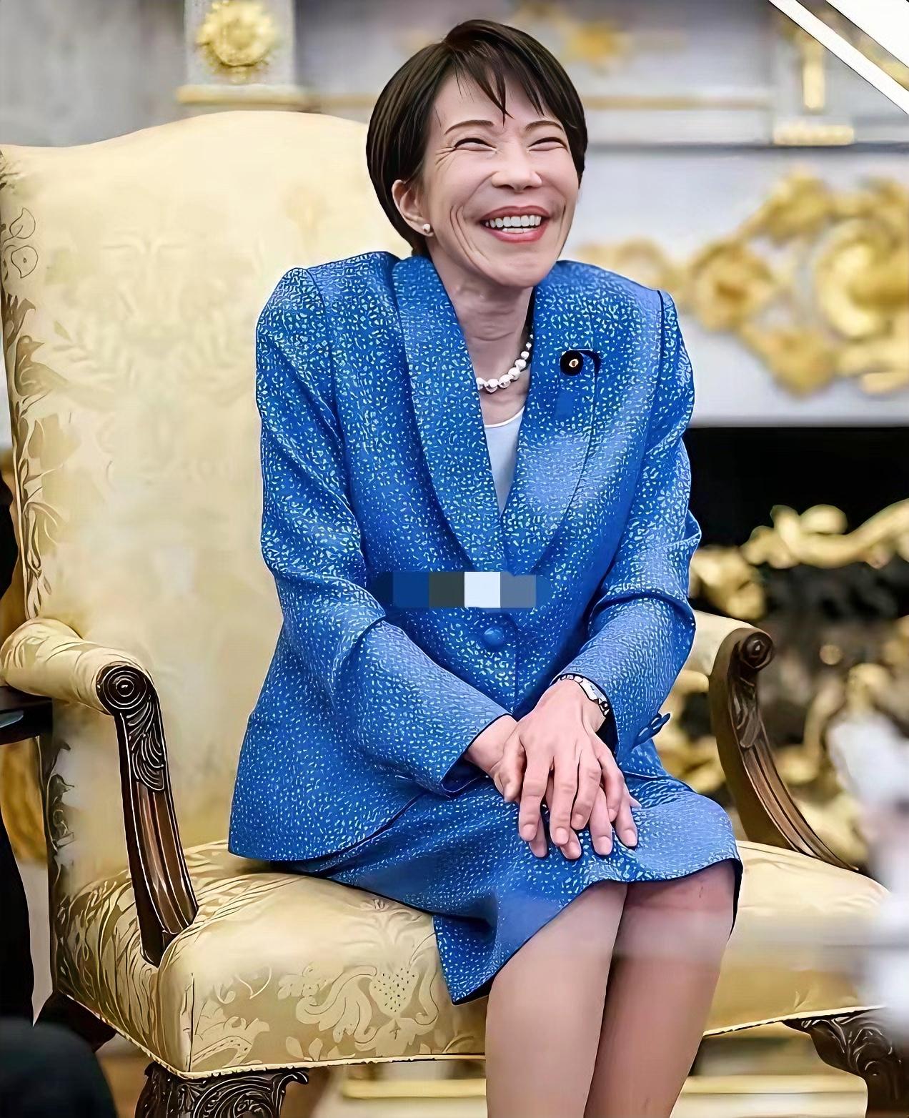 高市早苗这次访美真是闹了大笑话。她本意抱紧美国大腿，结果一塌糊涂。刚进白宫问答环