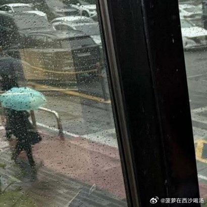 人生不必计较太多，不必在意成功与失败，它会被岁月渐渐淡化掩盖。人生最重要的不是得