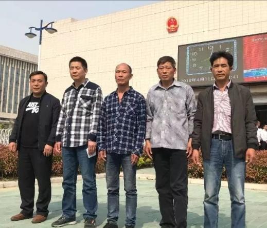 1996年，5名无辜青年蒙冤入狱，被关押了21年后才无罪释放，令人惊讶的是，5人