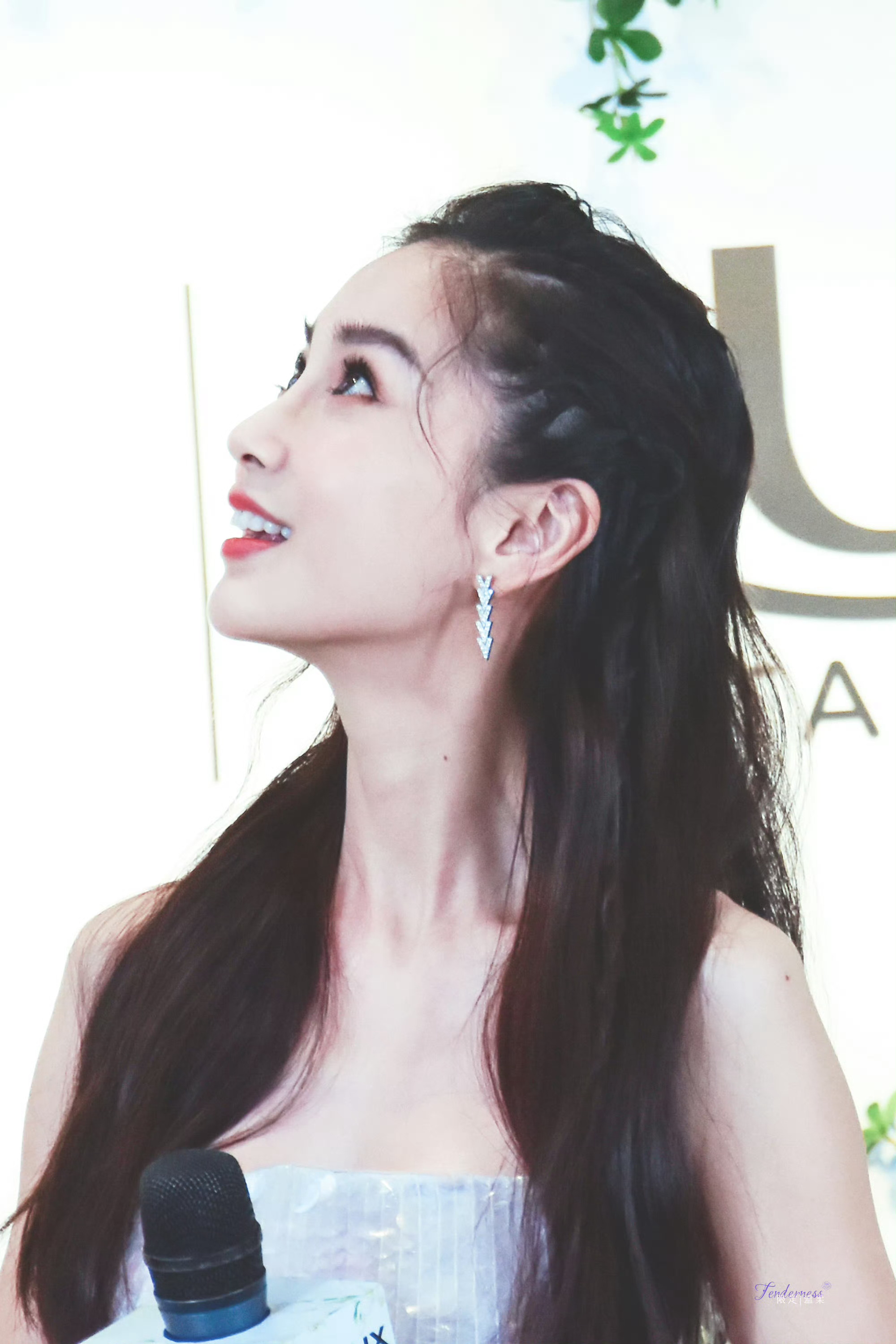 angelababy angelababy “𝓨𝓸𝓾 𝓶𝓾𝓼𝓽 ?