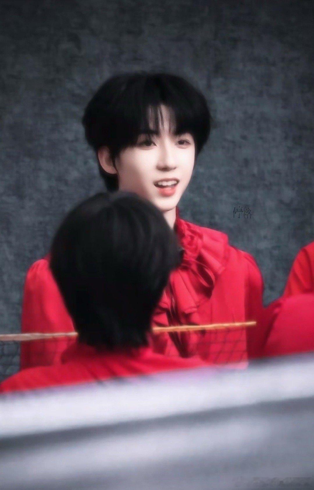 tg杨博文张函瑞红衣路透 