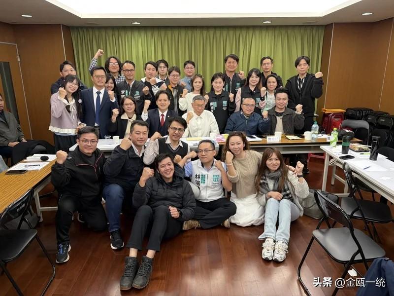 柯文哲新竹督军 黄国昌去哪了？

民众党前主席柯文哲昨天（15日）赴新竹党部召开