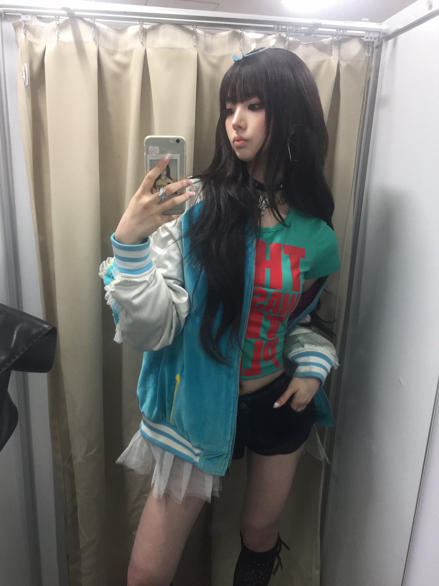 KiiiKiii LEESOL李修旻 ✉️ ​​​