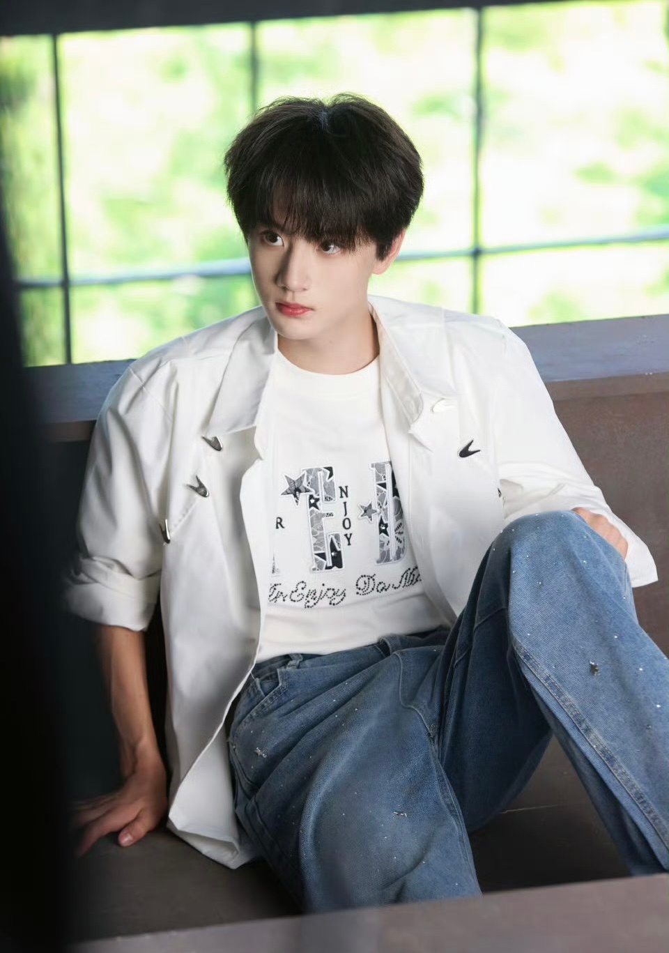 网传TF家族四代出道战不信谣不传谣，四代才多大就出道战啊，专注我们李煜东大帅哥好