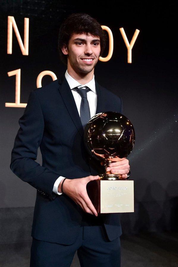 🏆👶2015年以来的金童奖得主一览：2015：马夏尔 🇫🇷2016：雷纳