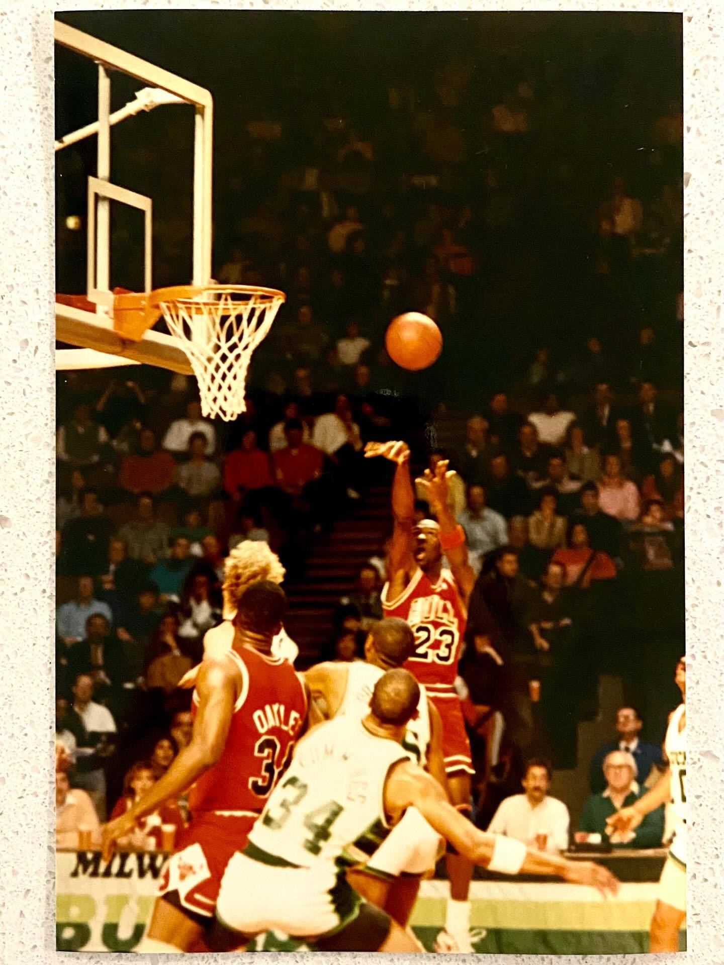 Michael Jordan 投篮跟随动作 