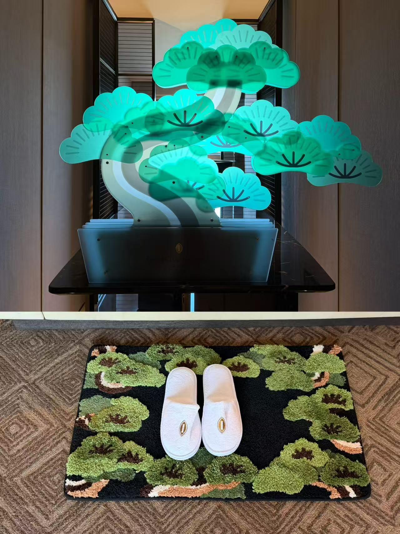 放青松🌲，成为一种超越旅居本身的生活主张，西安经开洲际携手设计师品牌「松与松」