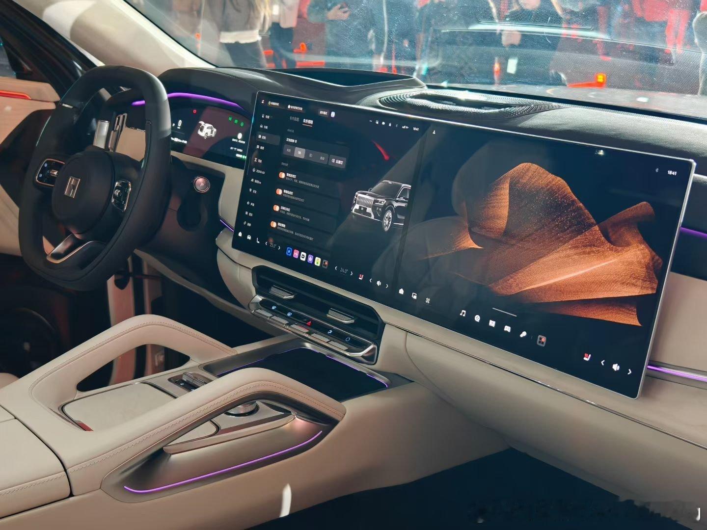 极氪8X预售37.68万起3月16日，极氪8X公布预售价，37.68万起，曜影版