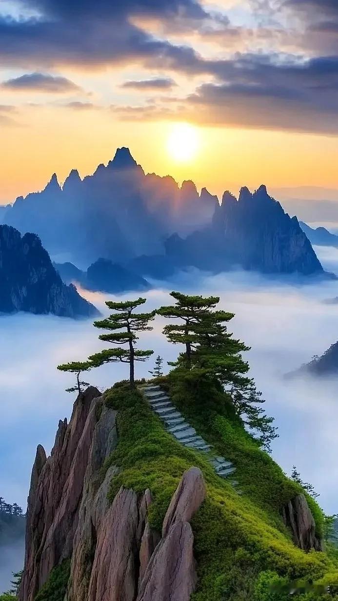 #秋日生活打卡季##秋日的美景。# #分享秋季美景# #手机风景照分享# #分享