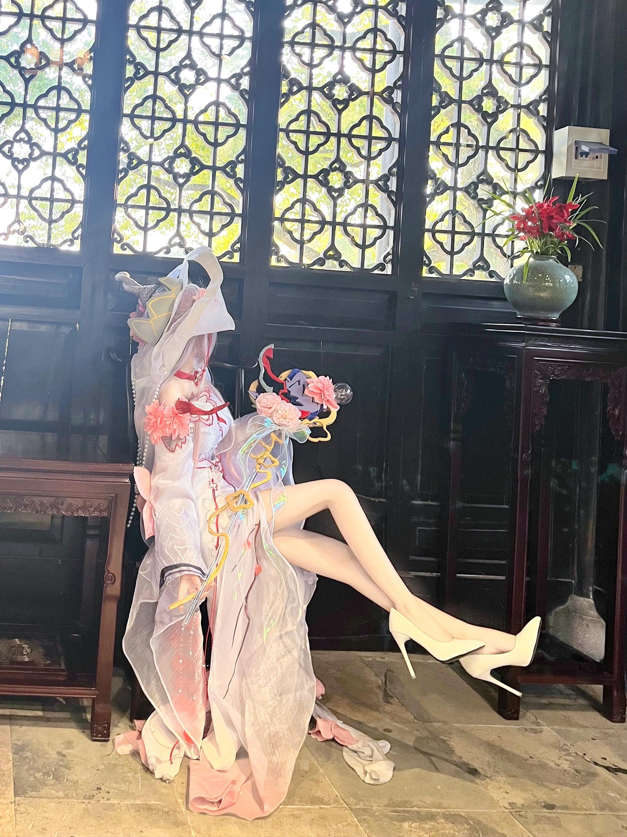 你我于凛冬日并肩 约定花开日重逢.