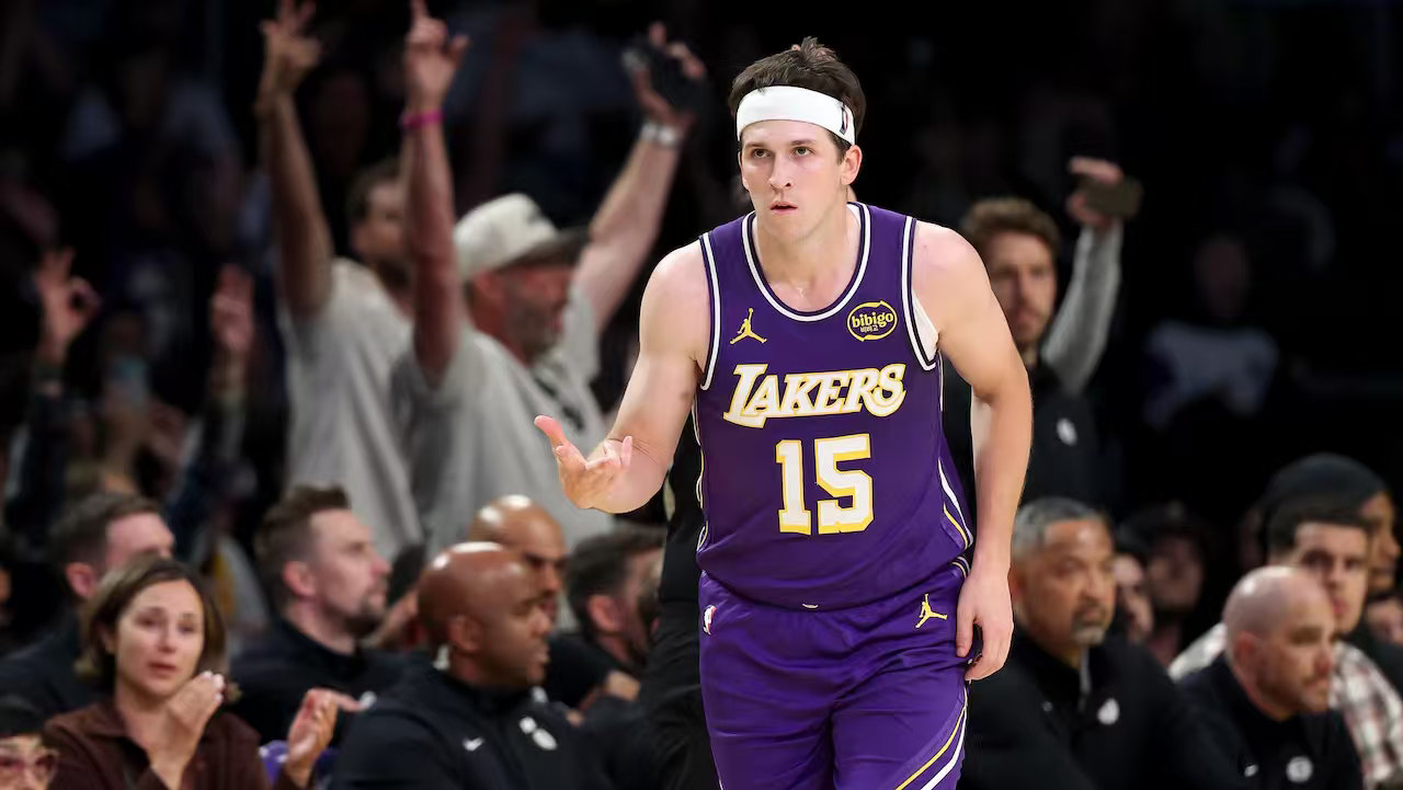 里夫斯合同初谈今天没湖人比赛，然后今天看到Eric Pincus 有关里夫斯合同