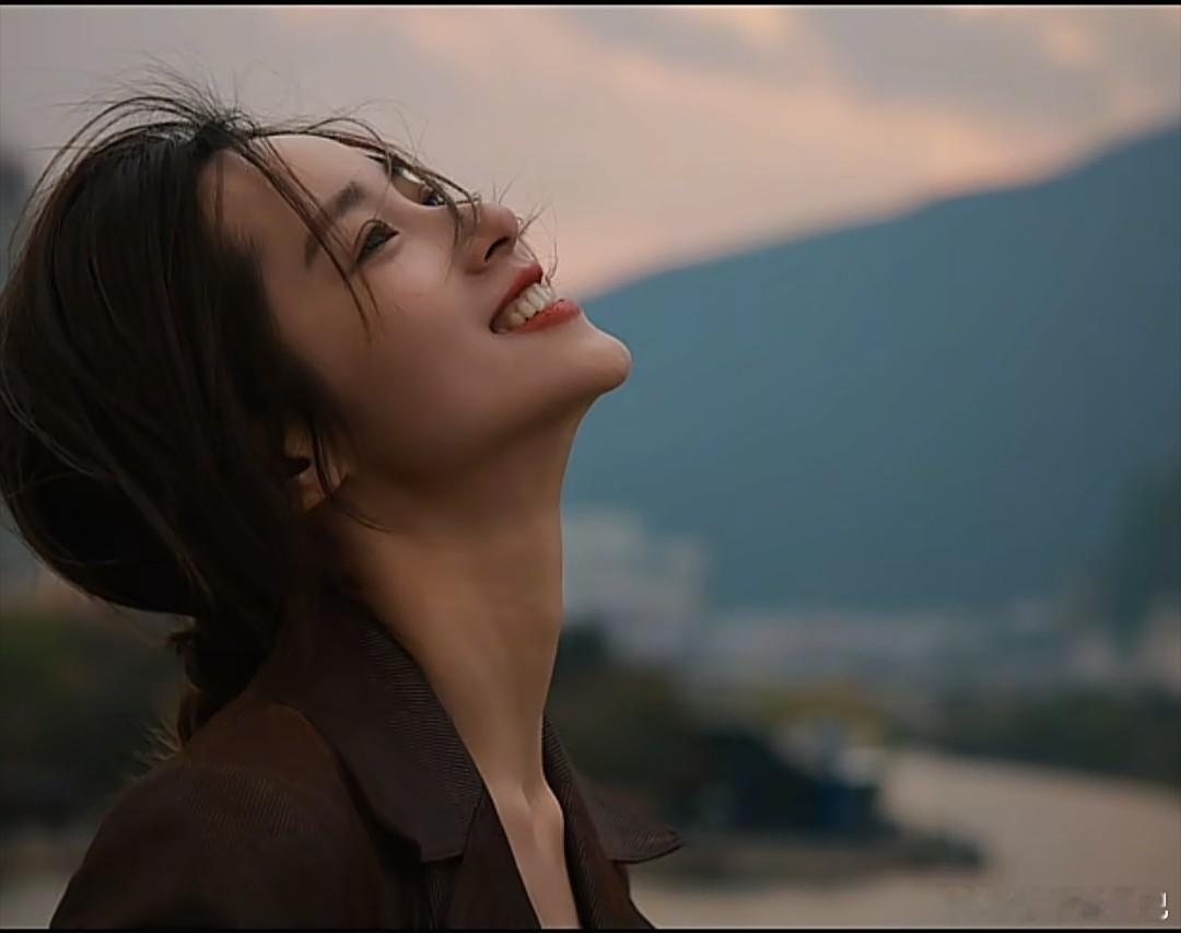 街拍气质穿搭小姐姐