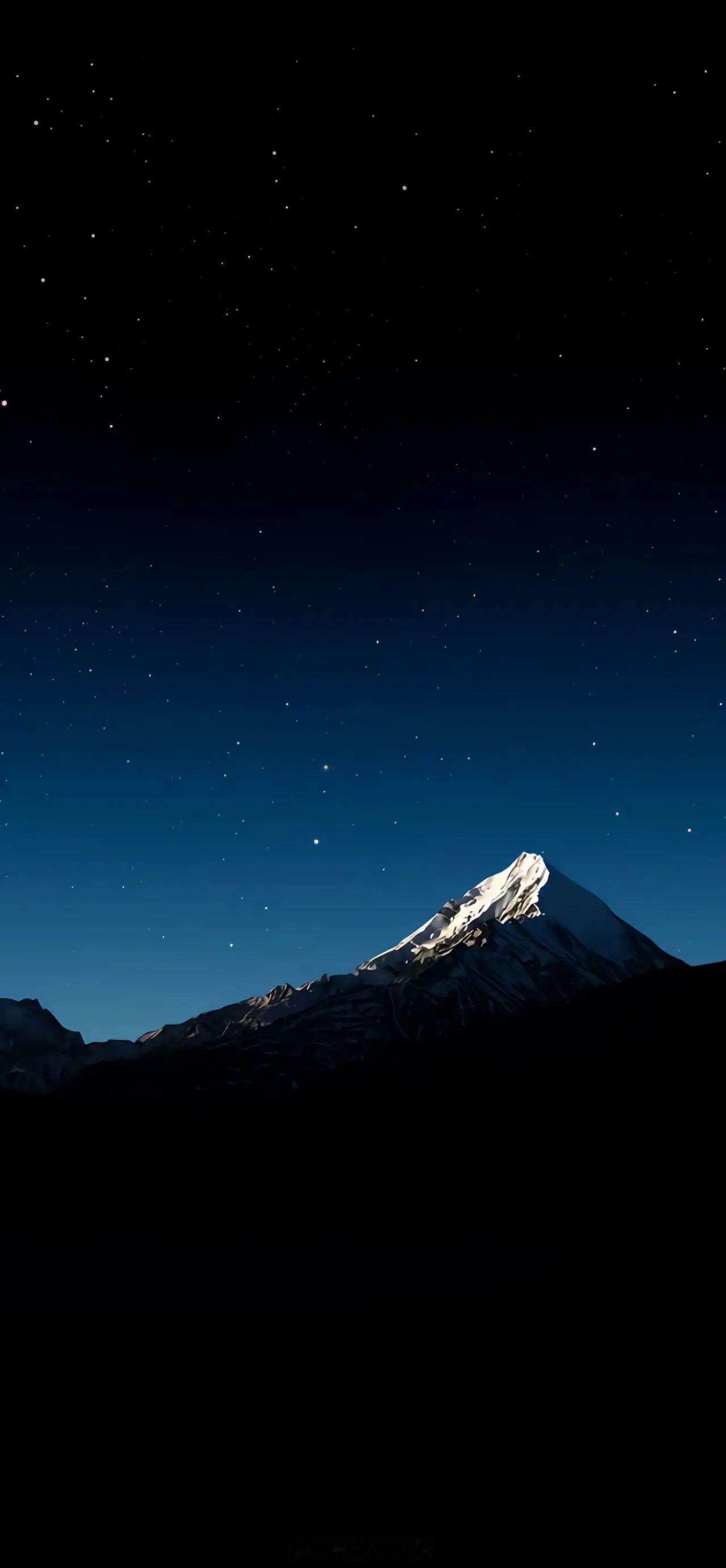 极北的星空四季都是花园，而星星花儿是开不败的。——迟子建《发现大地的星星》晚安 