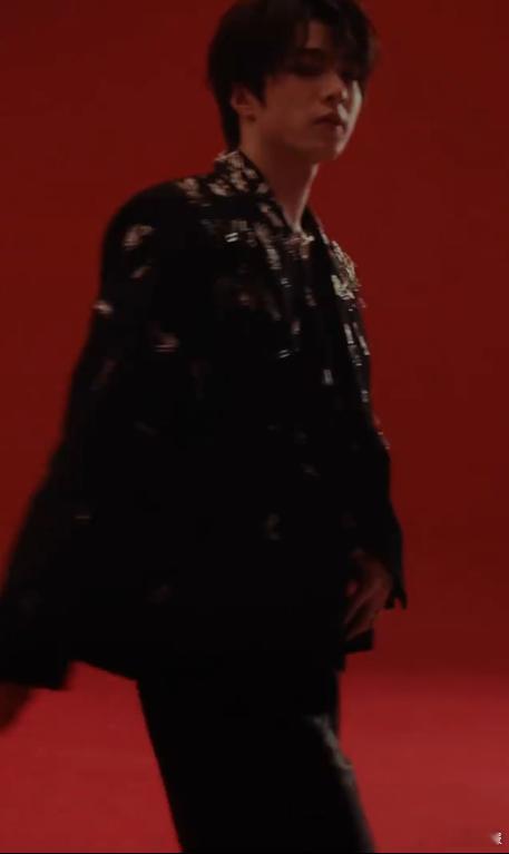 刘耀文DONTSTOPMusicVideo 刘耀文烟嗓配舞曲刘耀文DONTSTO