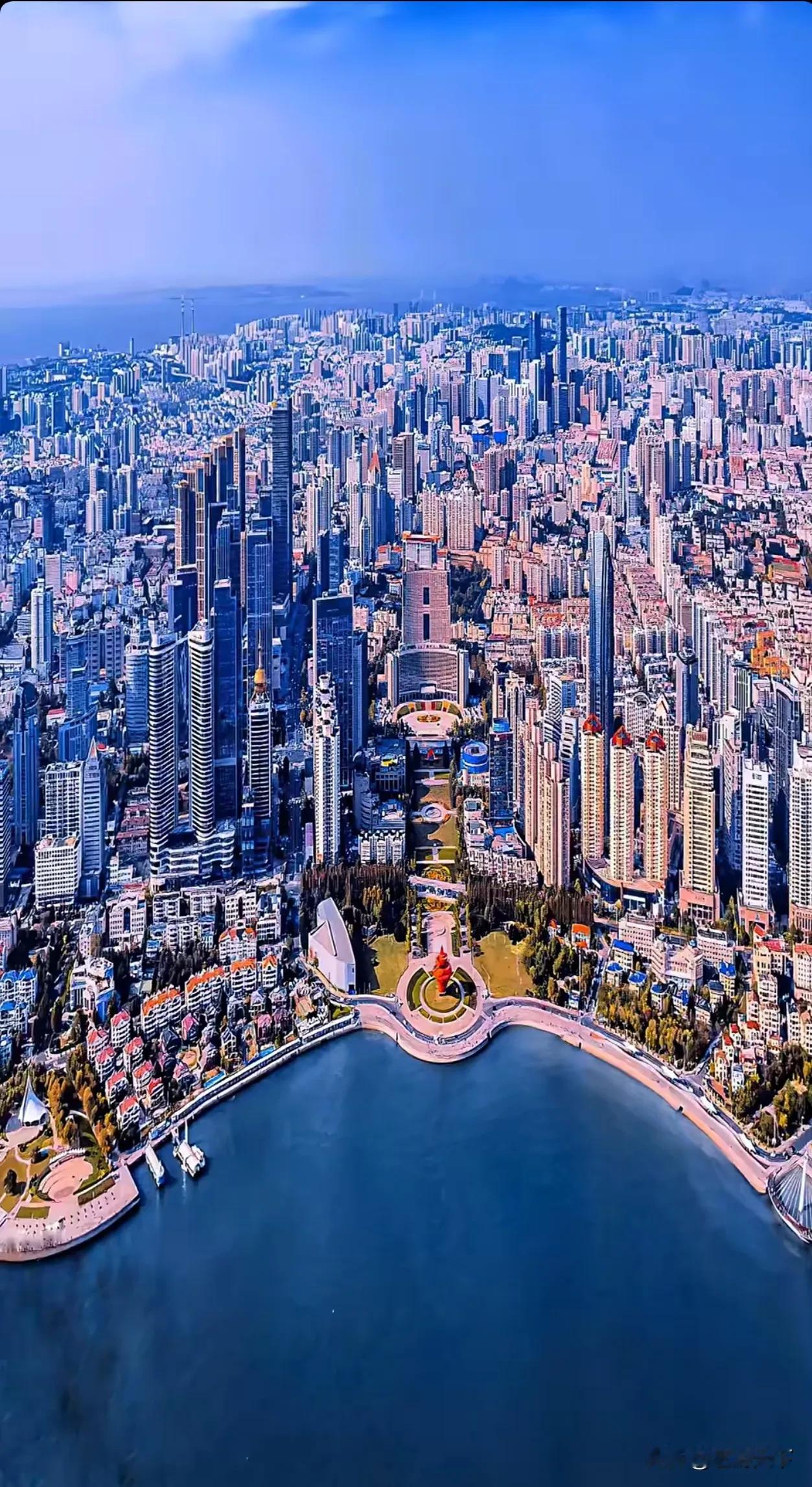 中国青岛
航拍图