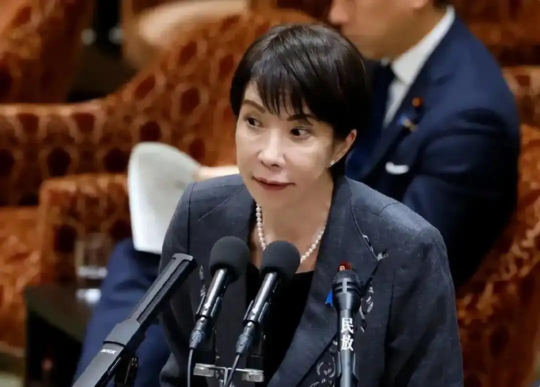 [熊猫]最近网上有个说法，听着特别逗，说是一位日本前高官觉得咱们这边不敢怎么样，