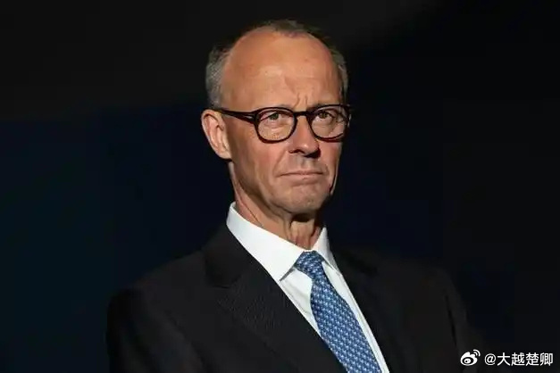 默茨访华结束后回国痛批四天工作制祸国殃民，然后舆论就说，德国从未实现四天工作制，