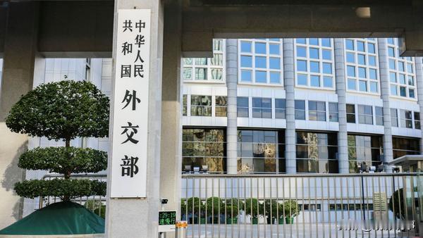 近段时间，日本社会治安状况不佳，针对中国公民的违法犯罪案件频发。部分地区连续发生