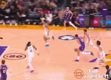 这毛病啥时候能改改？今天常规赛湖人对阵篮网的比赛上半场，湖人球星东契奇虽然状态出