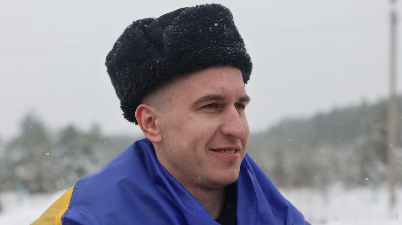 今天，乌克兰和俄罗斯交换了俘虏。泽连斯基写道："我们把157名乌克兰人带回了家。