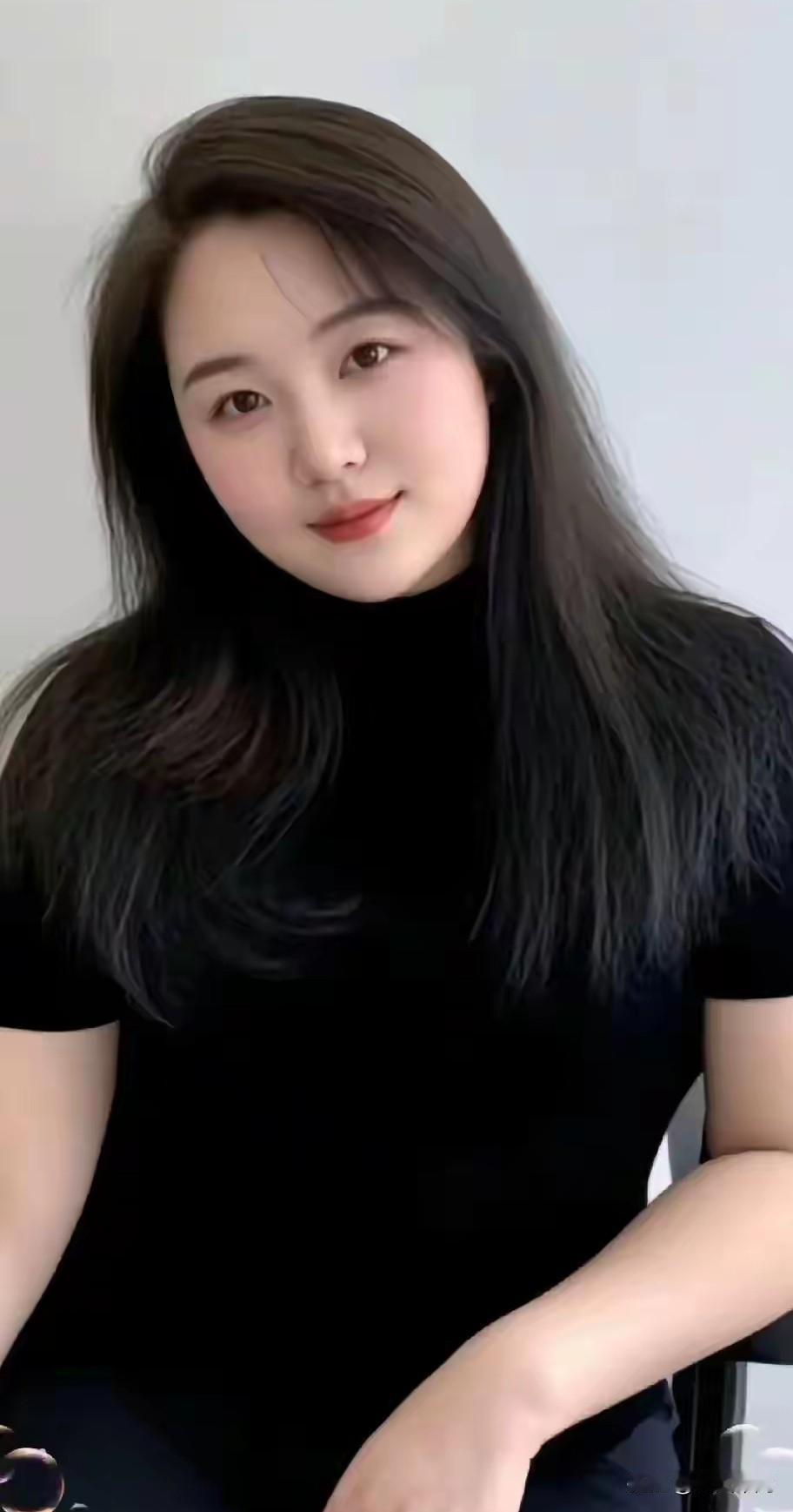 这种面相的女人，体态丰腴，一看就是旺夫旺家的，说实话，美不美?你们说了算。耐看的