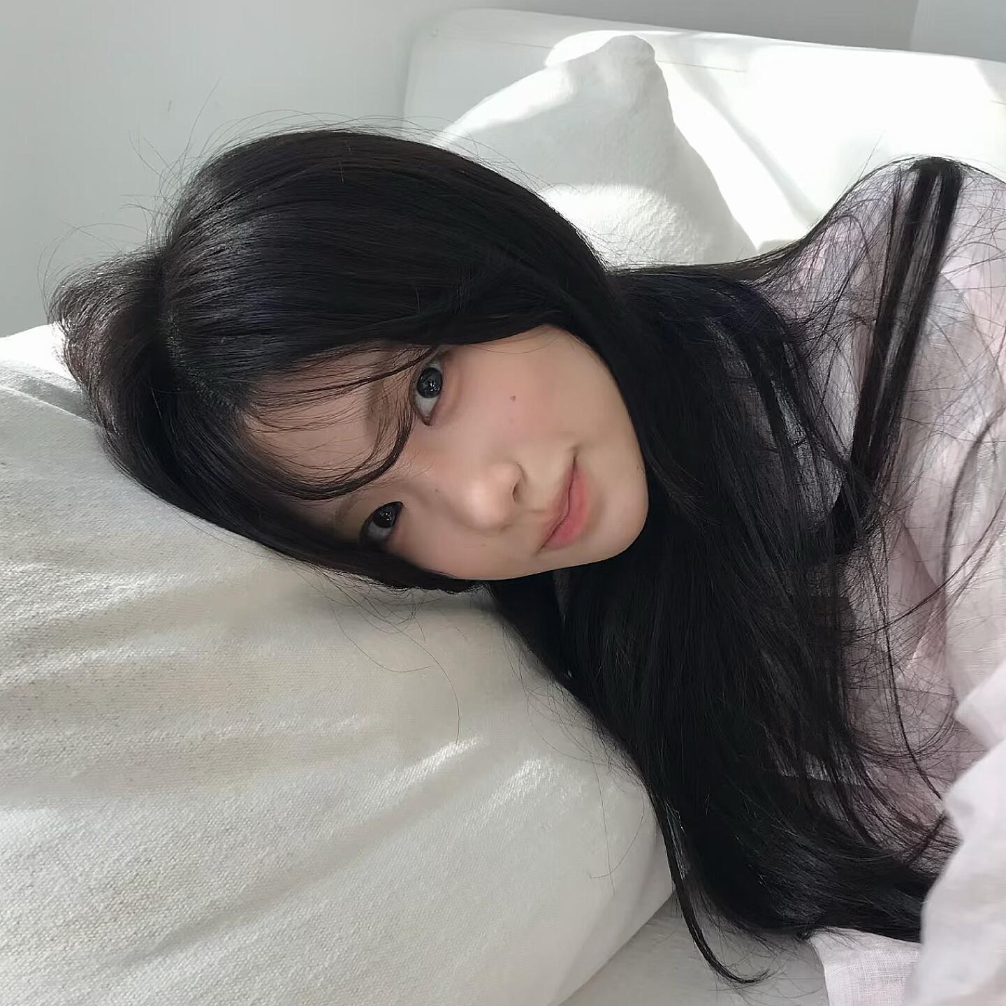 𝙒𝙚𝘾𝙝𝙖𝙩女头 | 女生头像 | 无水印女头 | 氛围感头像 ​​