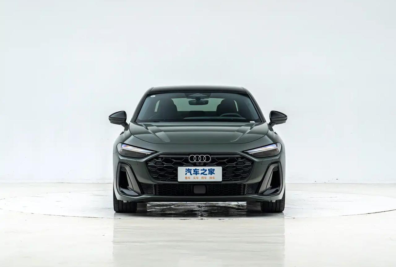 2026款奥迪A5L：兼顾运动质感与日常实用的豪华中型车

2026款奥迪A5L