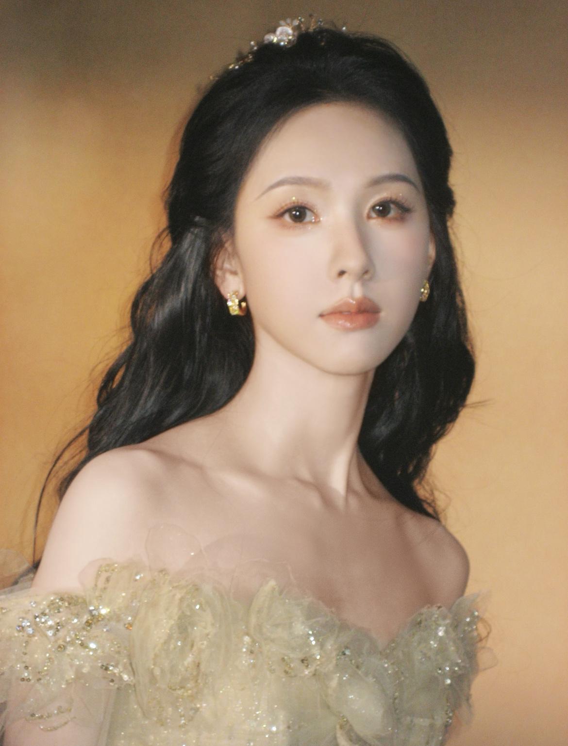 如果白雪公主是陈都灵，那恶毒皇后还会赐给白雪公主毒苹果吗？陈都灵❤️ 陈都灵仙气