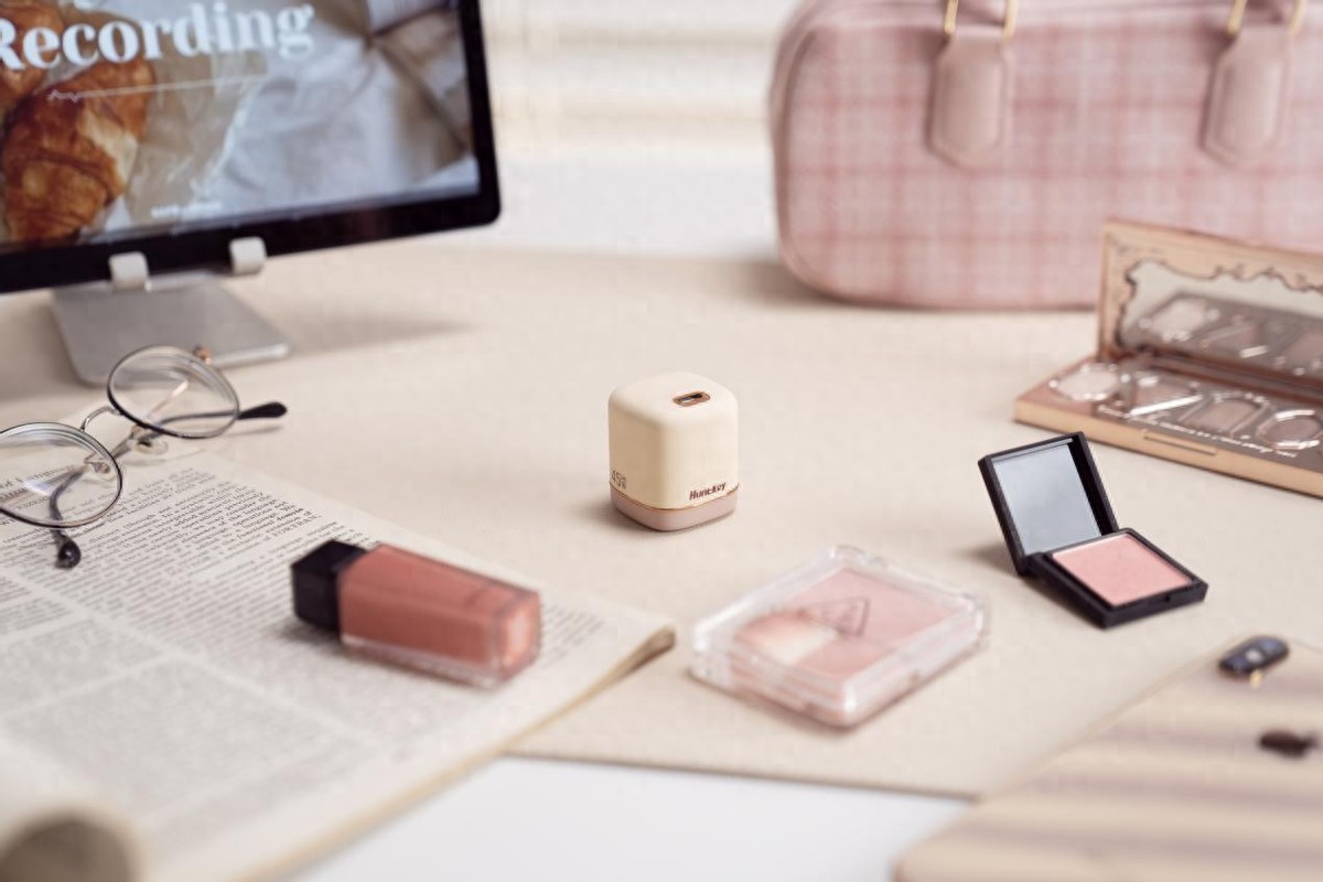 充电新体验，一眼心动！航嘉灵动F45 Turbo奶茶充电器测评